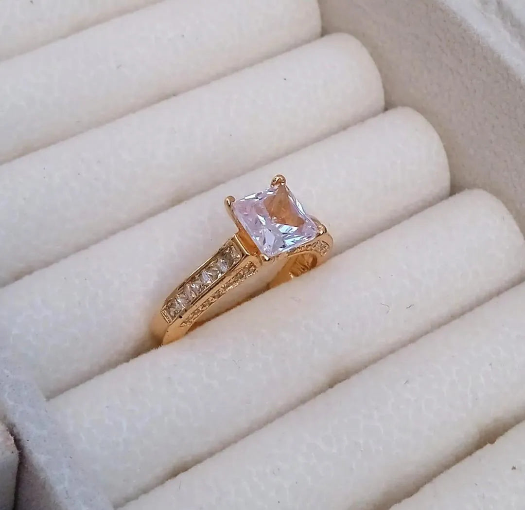 Vintage Gold Plated Crystal Adjustable Ring for Women