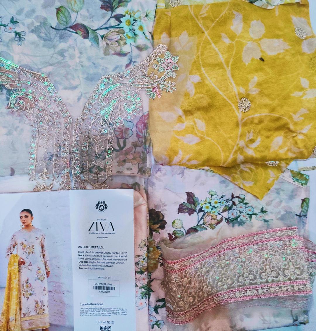 Peach Floral Printed Lawn 3Pcs Party Suit with Chiffon Dupatta