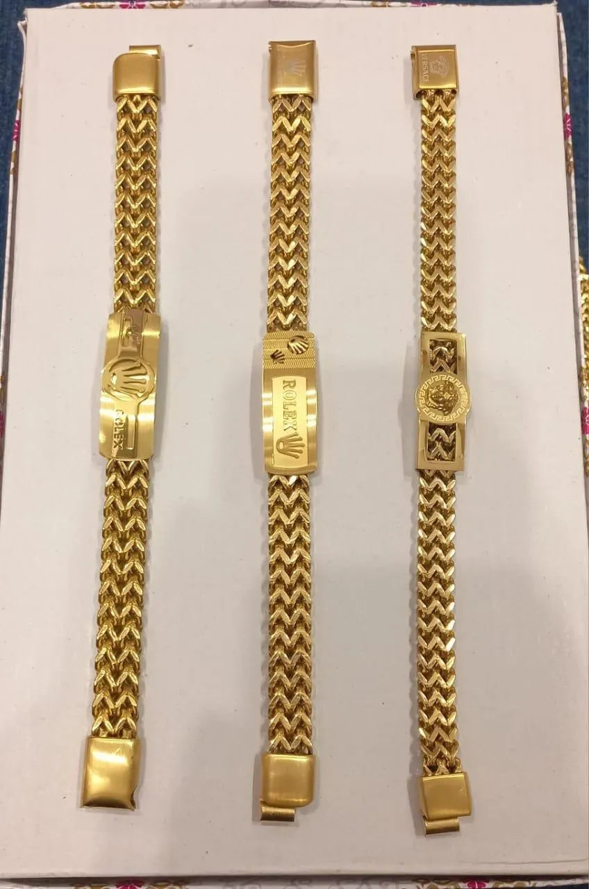 Golden Stainless Steel Men's Chain Bracelet with Unique Tree Emblem