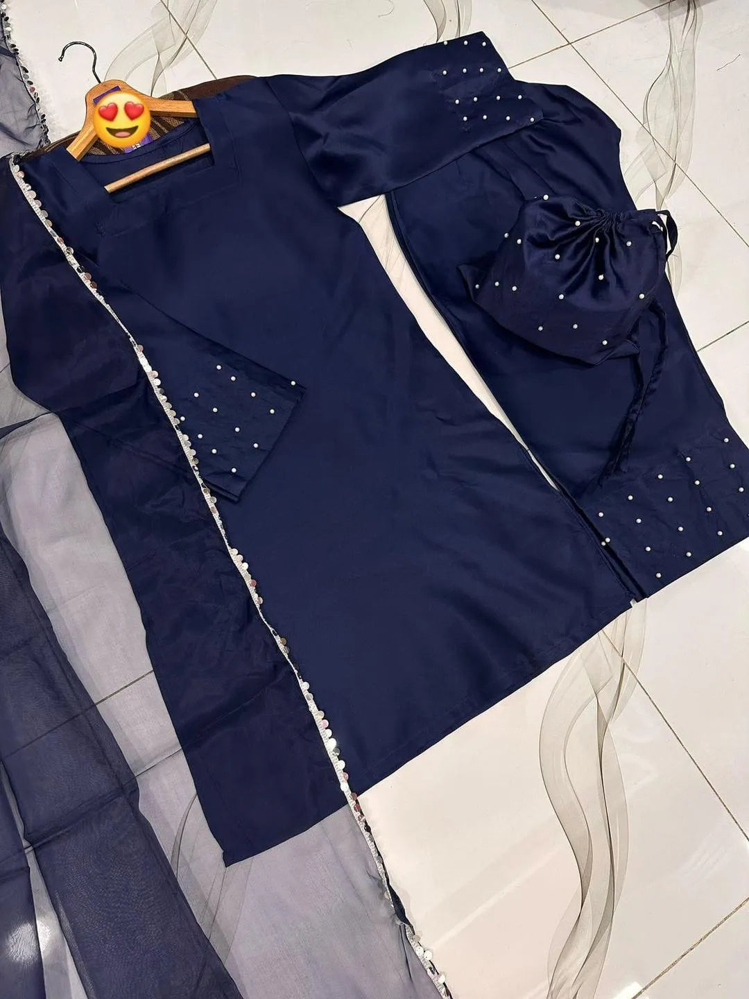 Shamoz Silk Plain Suit With Bag