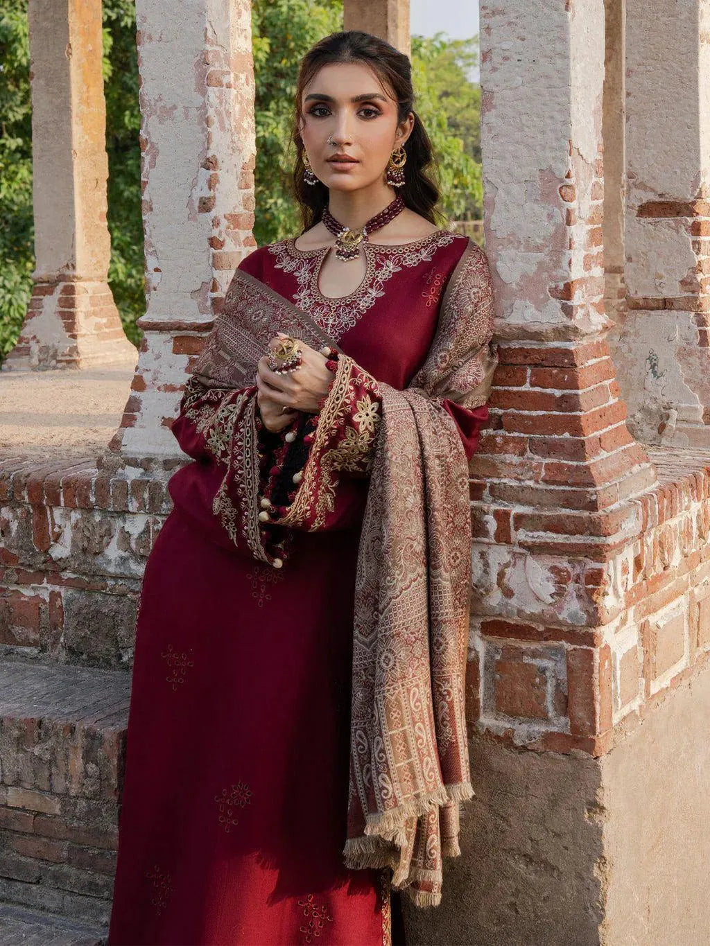 3 Pcs Women's Unstitched Embroidered Suit