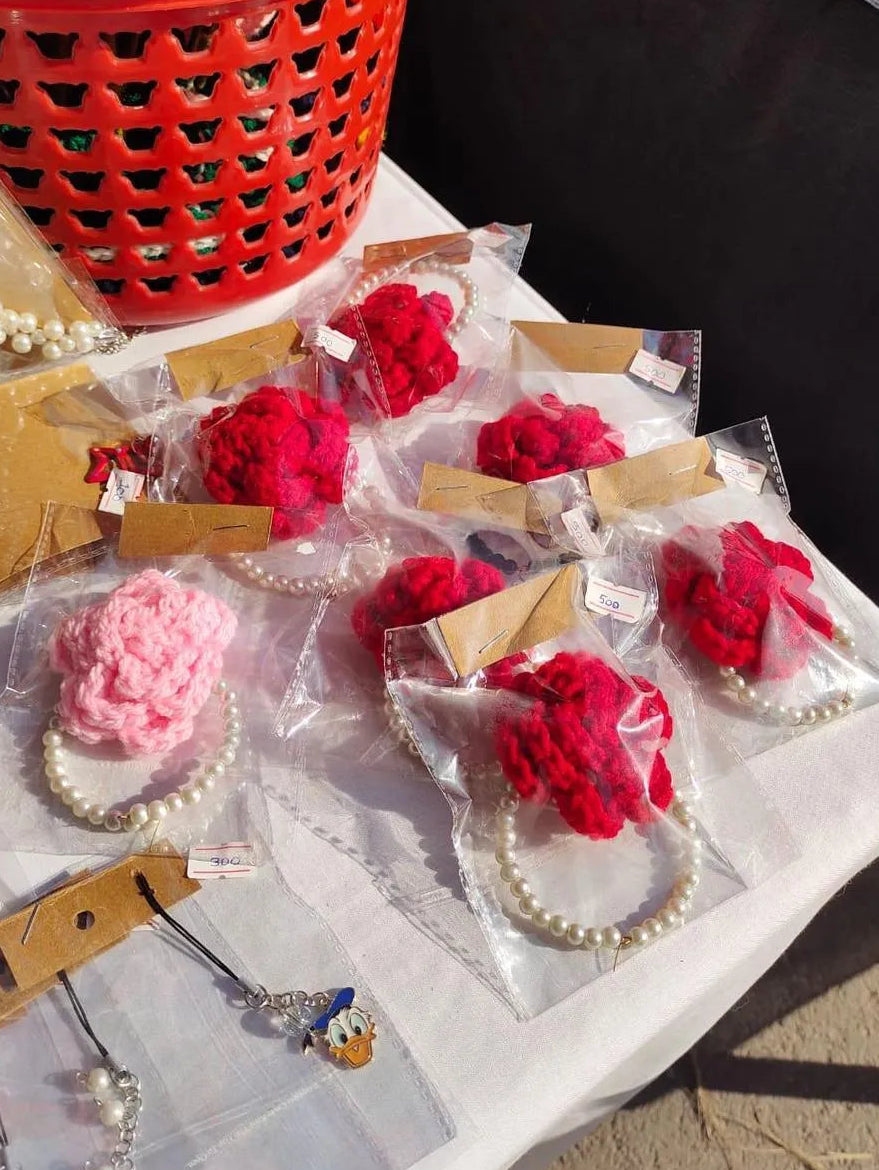 Red Crochet Flower Pearl Hair Clip Set for Women