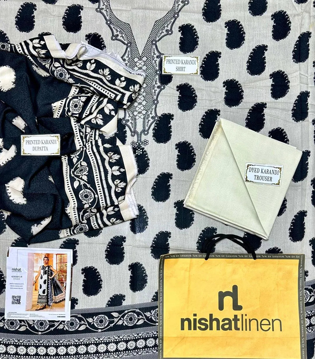 Women's 3 Pcs Printed Karandi Suit Off White
