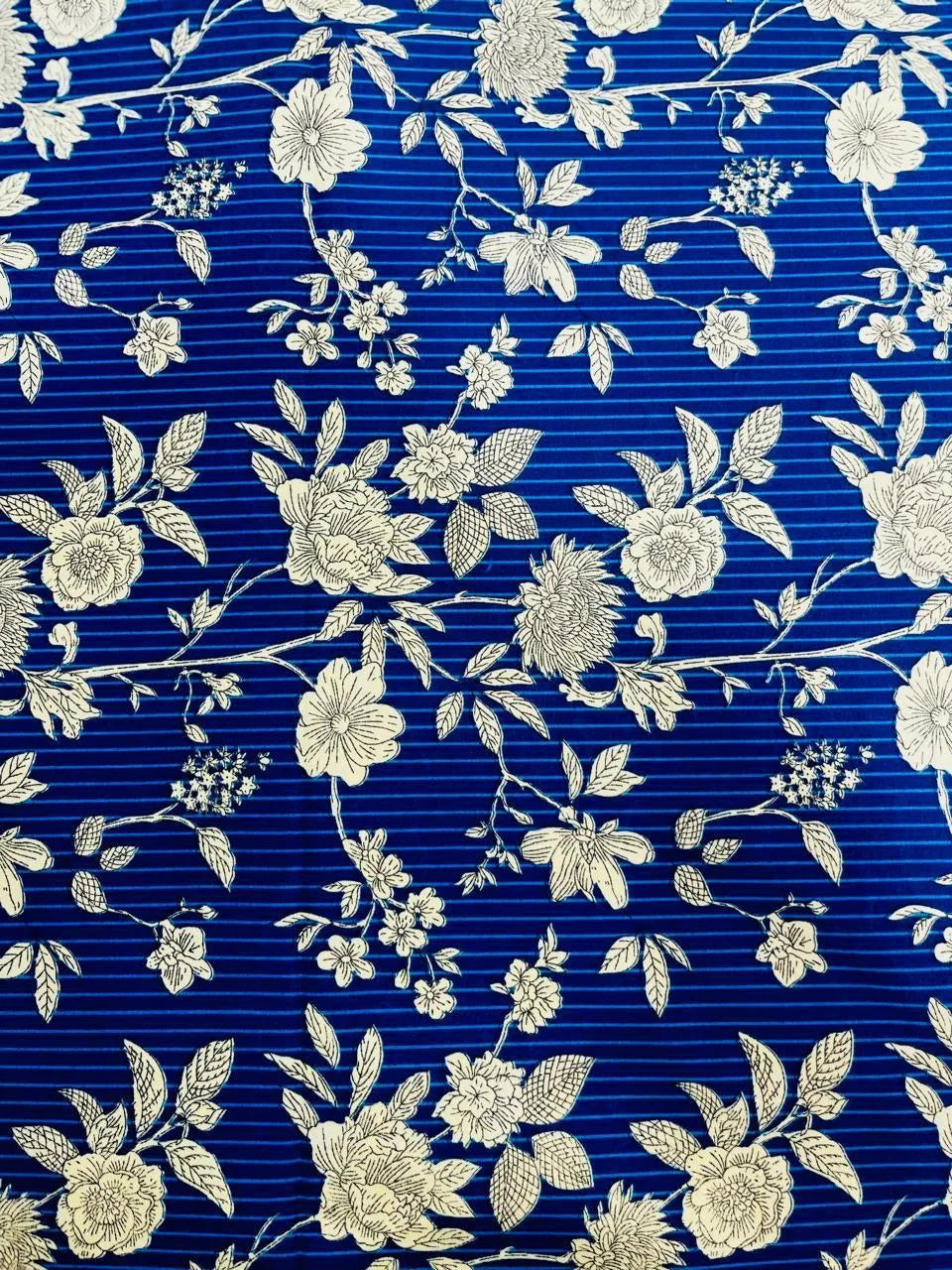 2 Pcs Women's Unstitched Printed Suit
