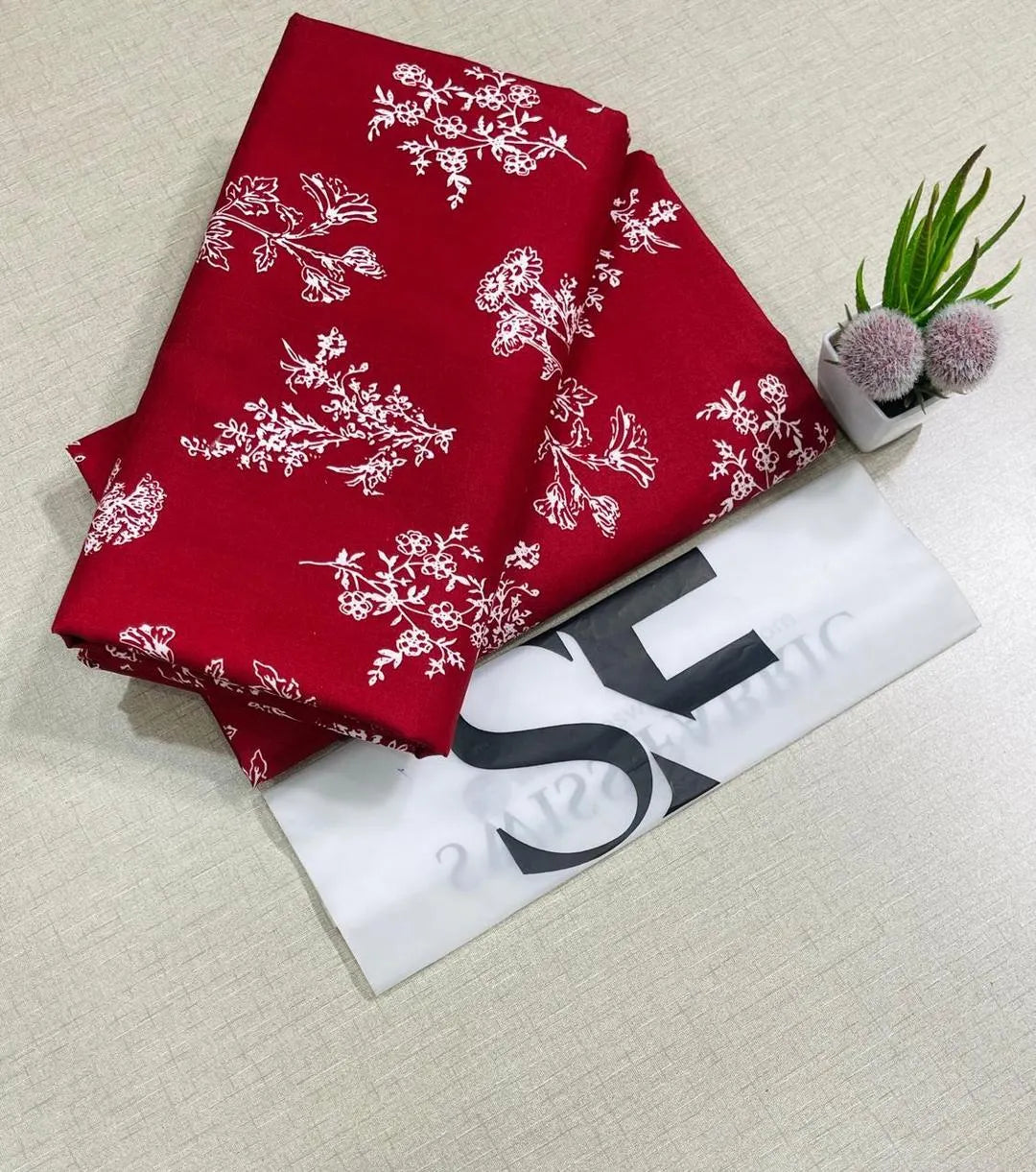 2 Pcs Women's Unstitched Printed Suit