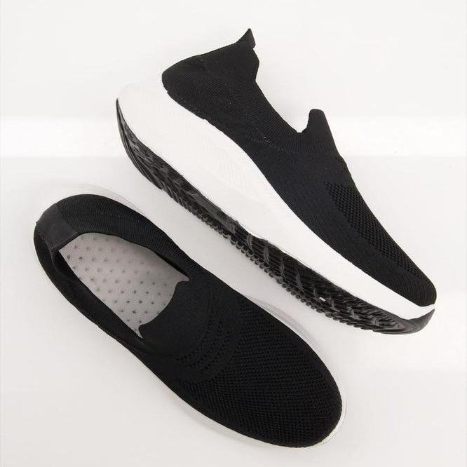 Black Slip-On Jogging Shoes Lightweight