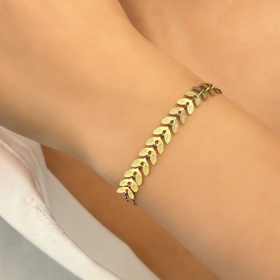 Gold Leaf Chain Bracelet for Women Lightweight Alloy