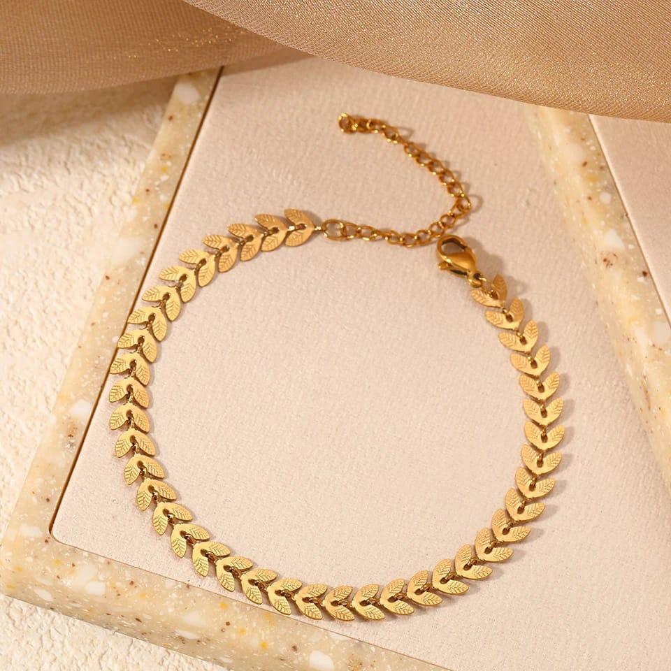 Gold Leaf Chain Bracelet for Women Lightweight Alloy