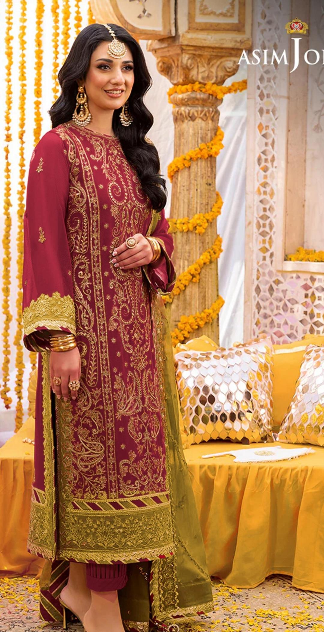 Maroon Embroidered 3 Pcs Women's Lawn Suit