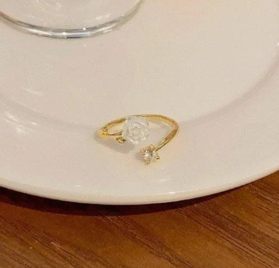 Gold Plated Adjustable Flower Ring Off White
