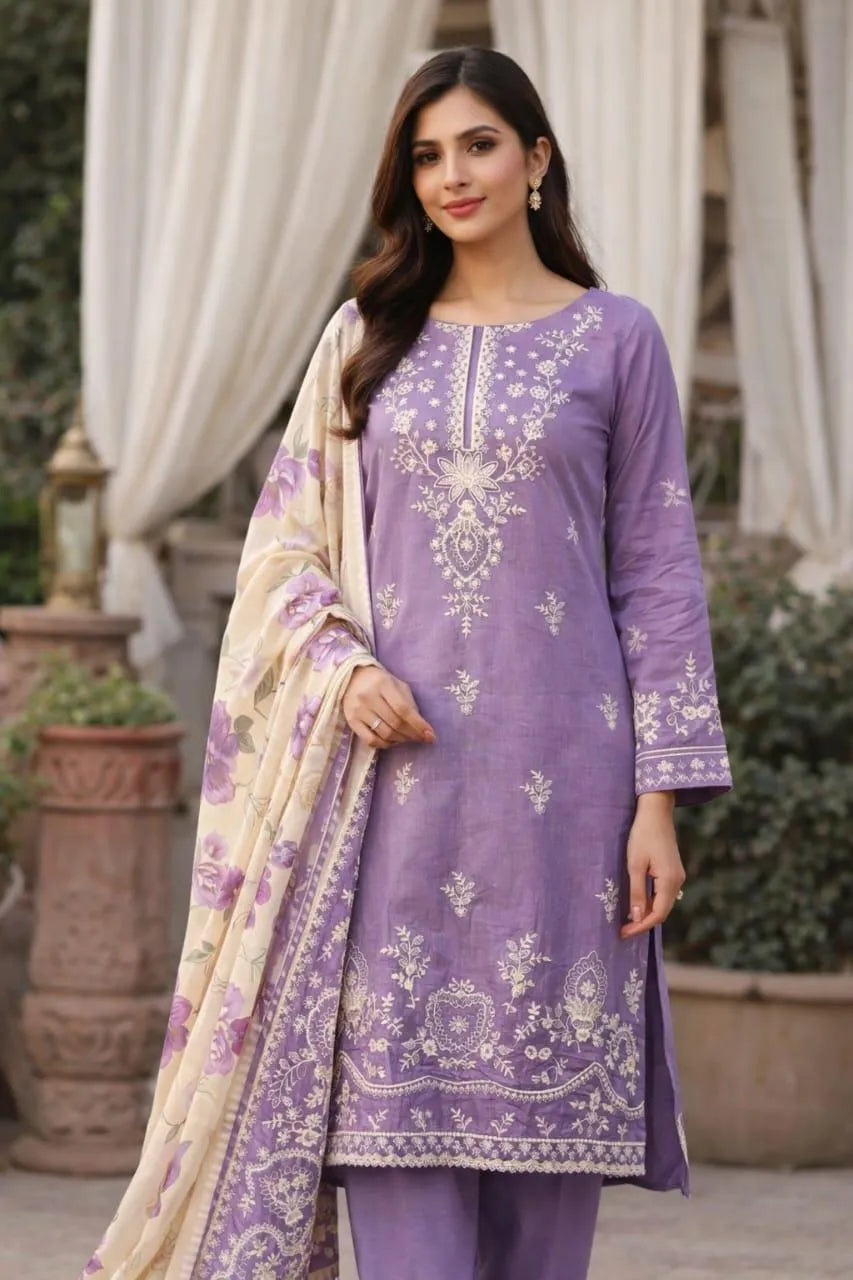 3 Pcs Women's Unstitched Embroidered Suit